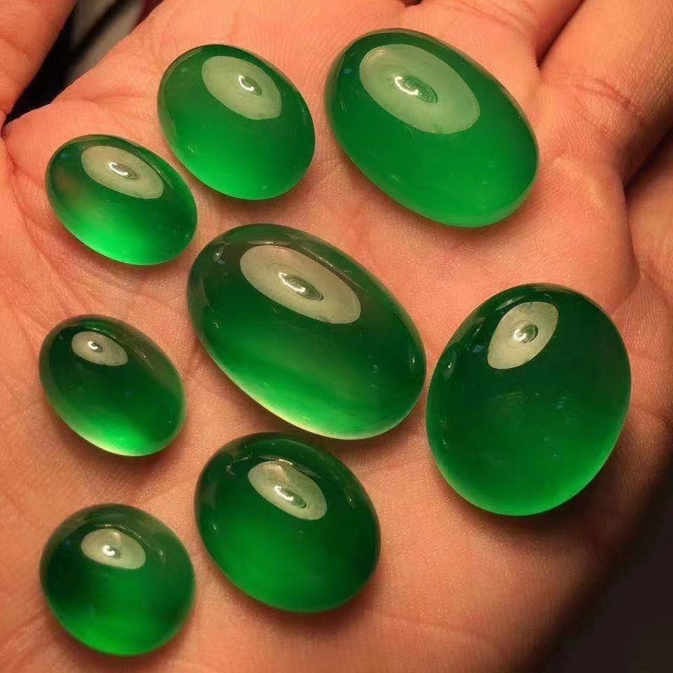 北京回收翡翠.jpg 北京回收翡翠.jpg