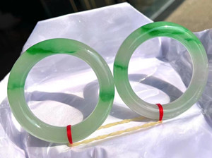 翡翠手鐲回收 翡翠手鐲回收