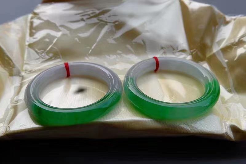 閑置翡翠手鐲 閑置翡翠手鐲